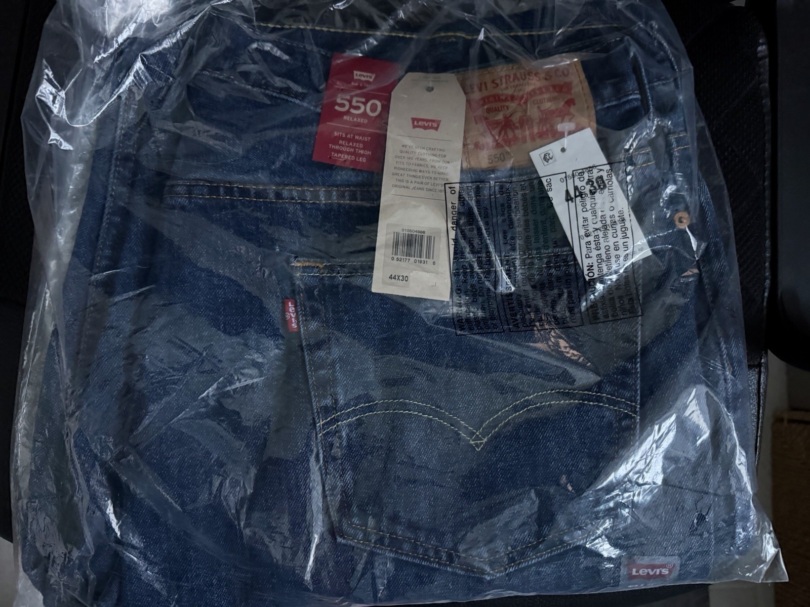 Big & Tall Mens Levi’s 550 Relaxed Fit Jeans 44×30 – Dark Stonewash