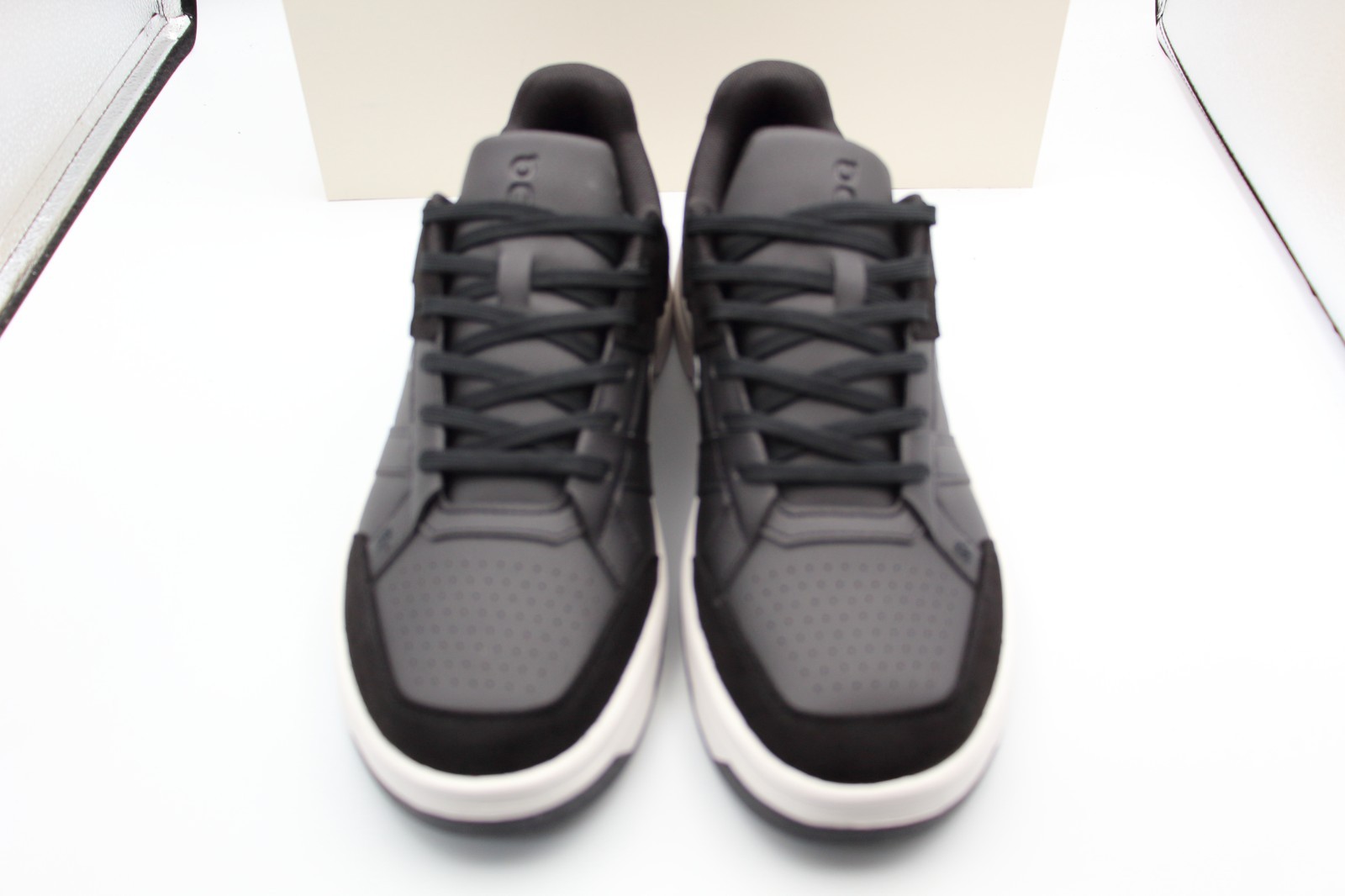 On The Roger Clubhouse Black White 3MF10540299 Men’s US7-14 NEW