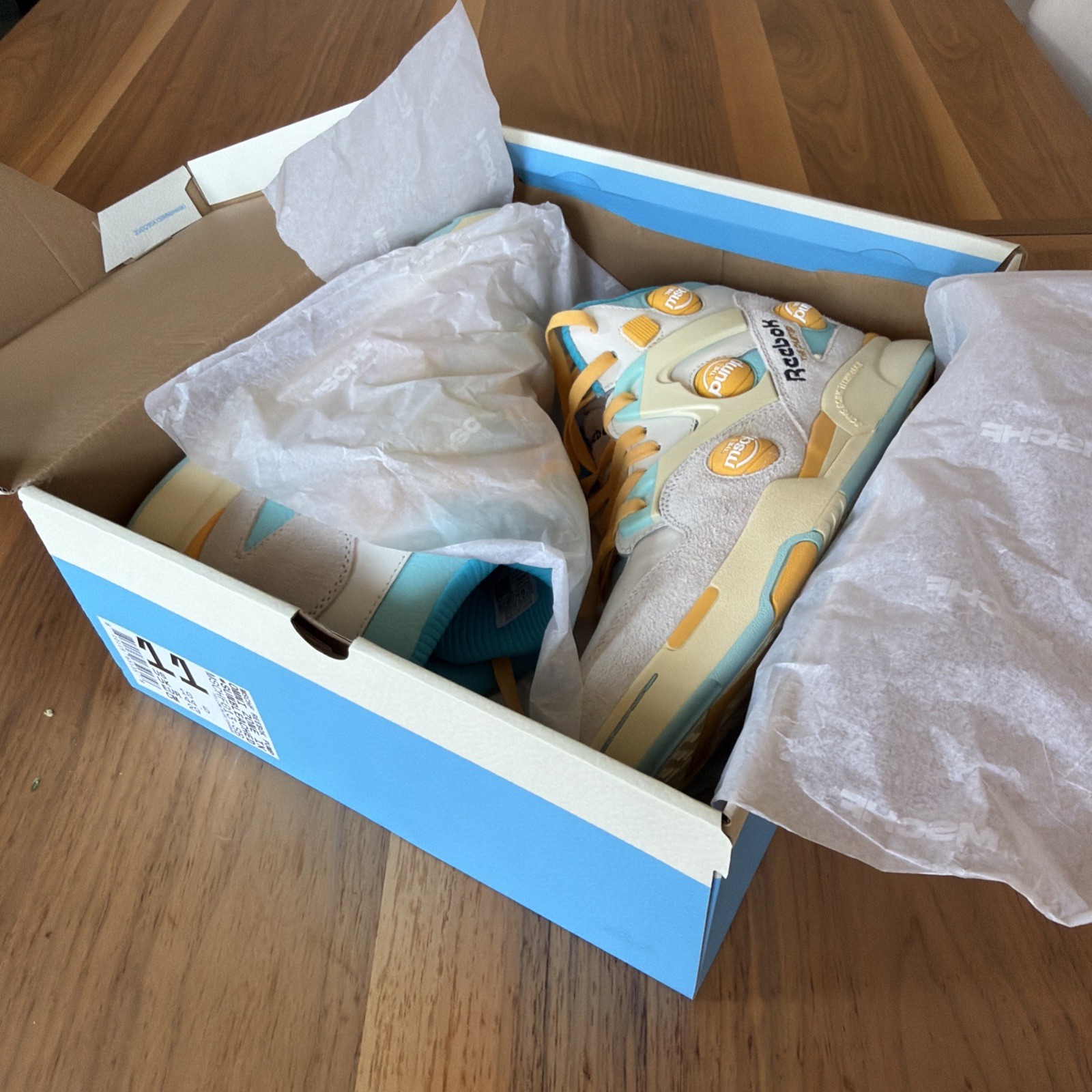 MSCHF x Reebok Pump Omni Zone IX Sunbleached Men’s Size 11 (US), NEW W BOX- RARE