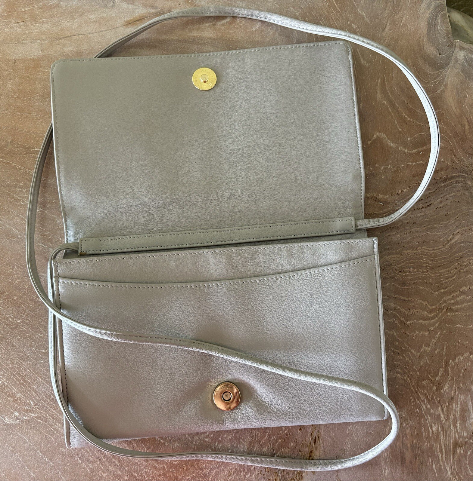 Donna Karan Light Taupe 5 Pocket Crossbody Soft Leather 8.75 X 5.5” Card Slots