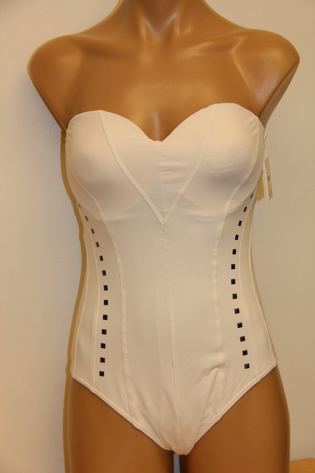 New Calvin Klein Swimsuit 1 piece White Underwire Sttrapless