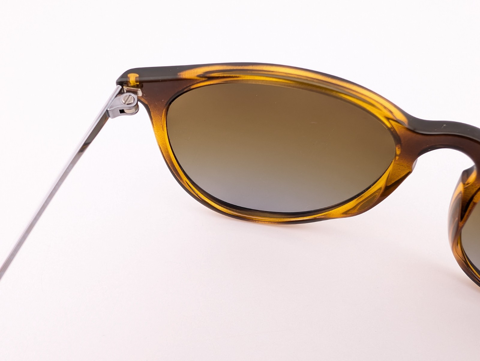 Ray-Ban Sunglasses, Polarized Lenses, Erika RB 4171 710/T5, 54-18-145, Thailand