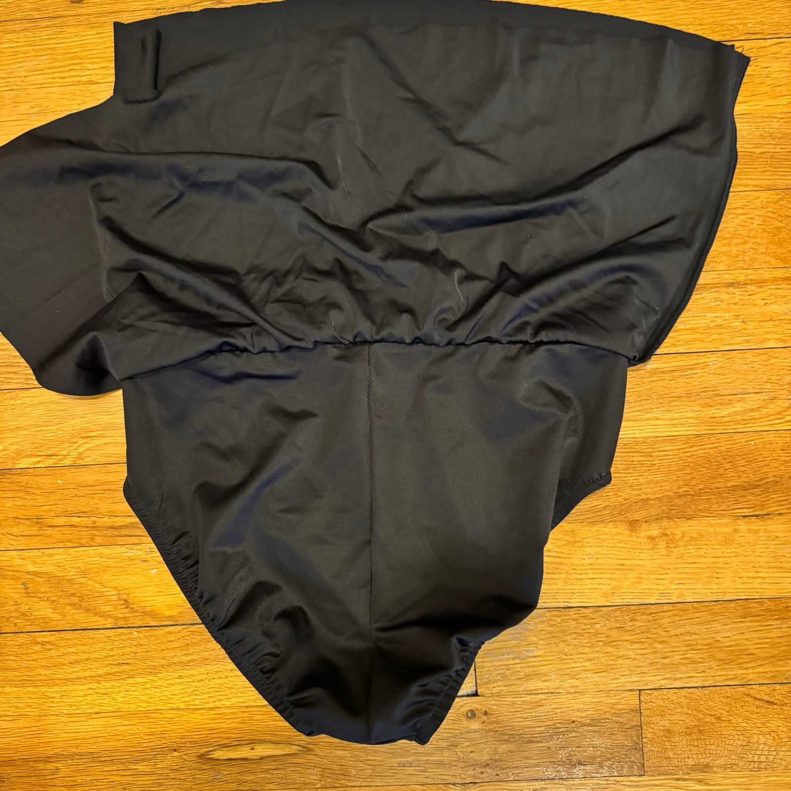 Magicsuit Women’s Size 8 Slimming Black Swim Skirt Skort Bottom NWT
