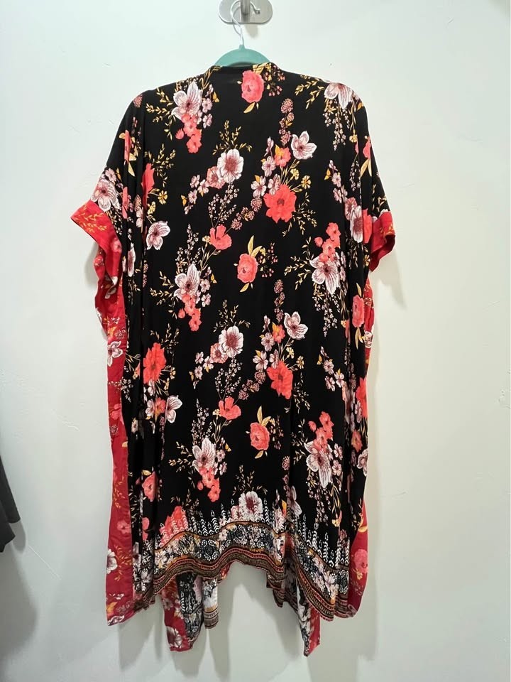 Knox Rose Black and Red Floral Kimono Cardigan Duster Side Slits M/L