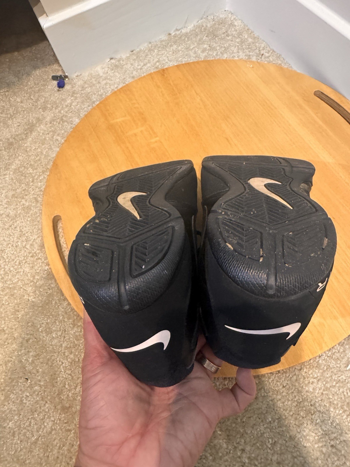 Nike Air Black Lace Up Men’s Low Top Athletic Sneakers