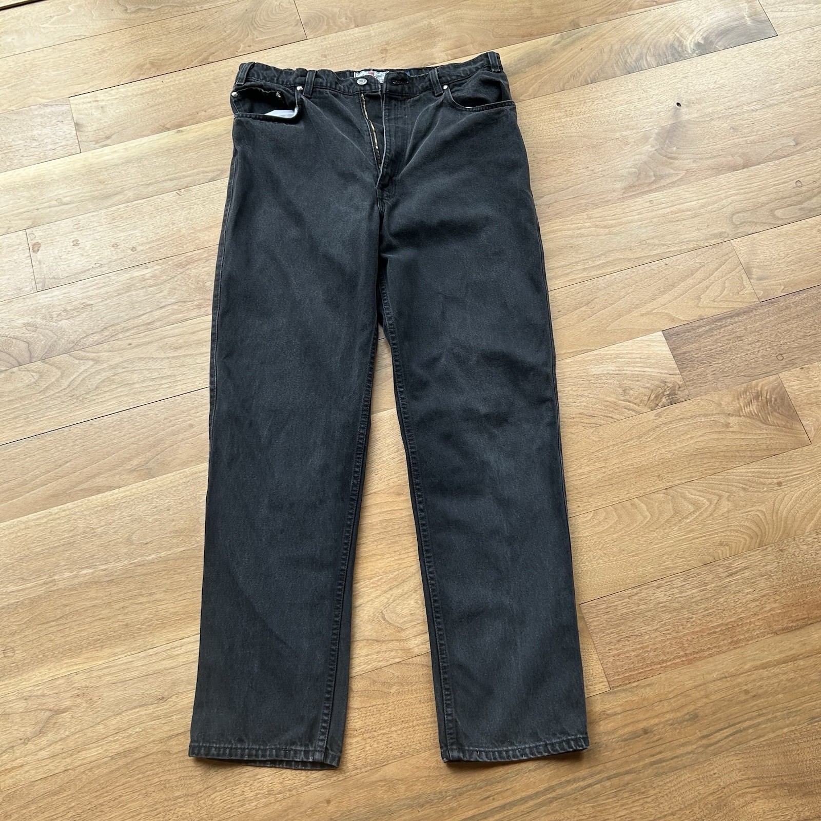 Vintage 1993 Levi’s 540 Jeans Men’s 36×32 Relaxed Fit Tapered USA Brown Tag 90s