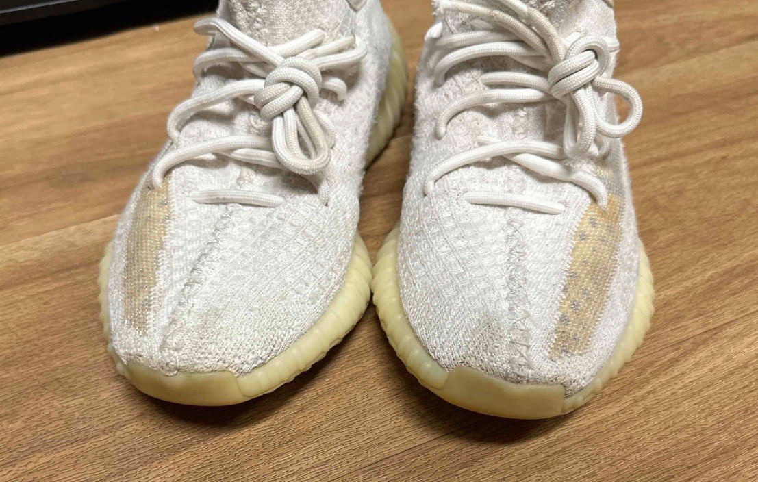 Size 6.5 – adidas Yeezy Boost 350 V2 Low Bone