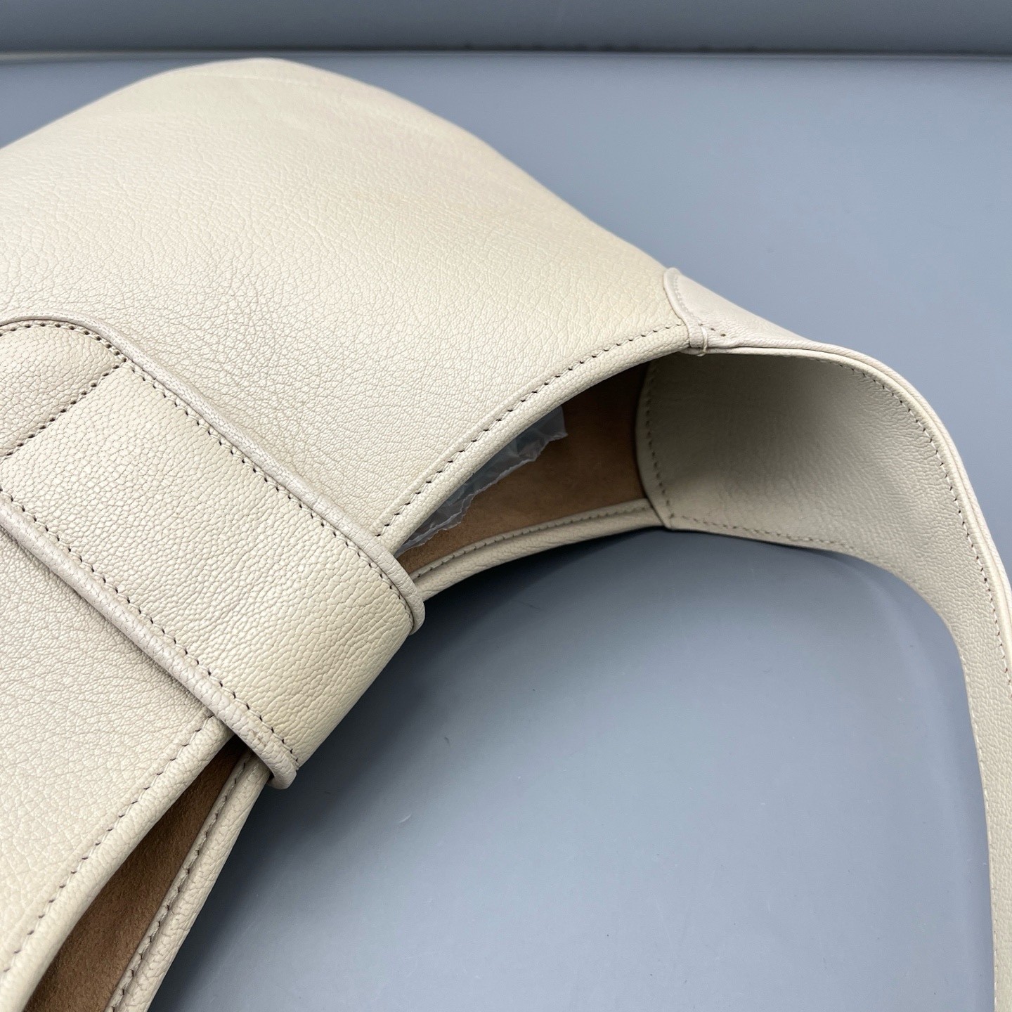 Gucci Pre-Owned Authentic Underarm Bag 39*25*6cm Free Tracked Shipping