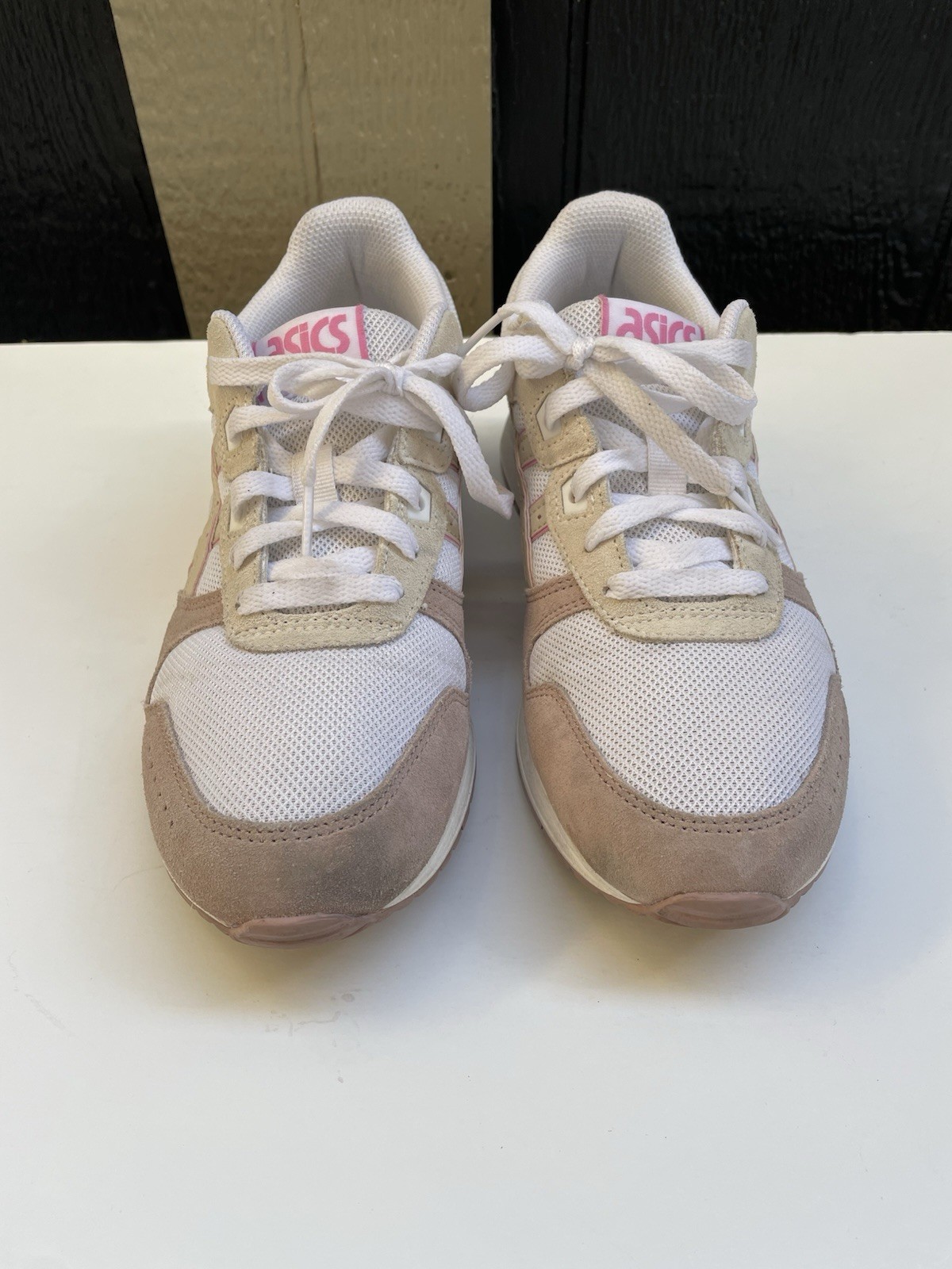 ASICS Lyte Classic Beige Cream Tan Mesh Suede Sporty Sneakers Womens Size 8