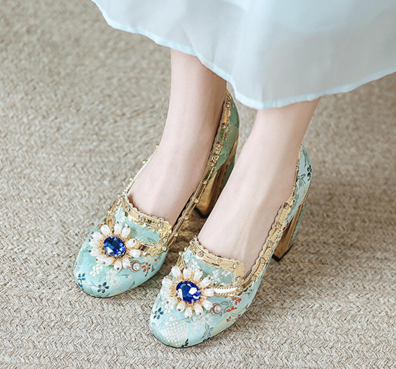 Women’s Beads Rhinestones Wedding Flower High Heel Pumps Satin Shoes Pumps Lady