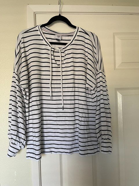 Cabi black and white striped knit top M