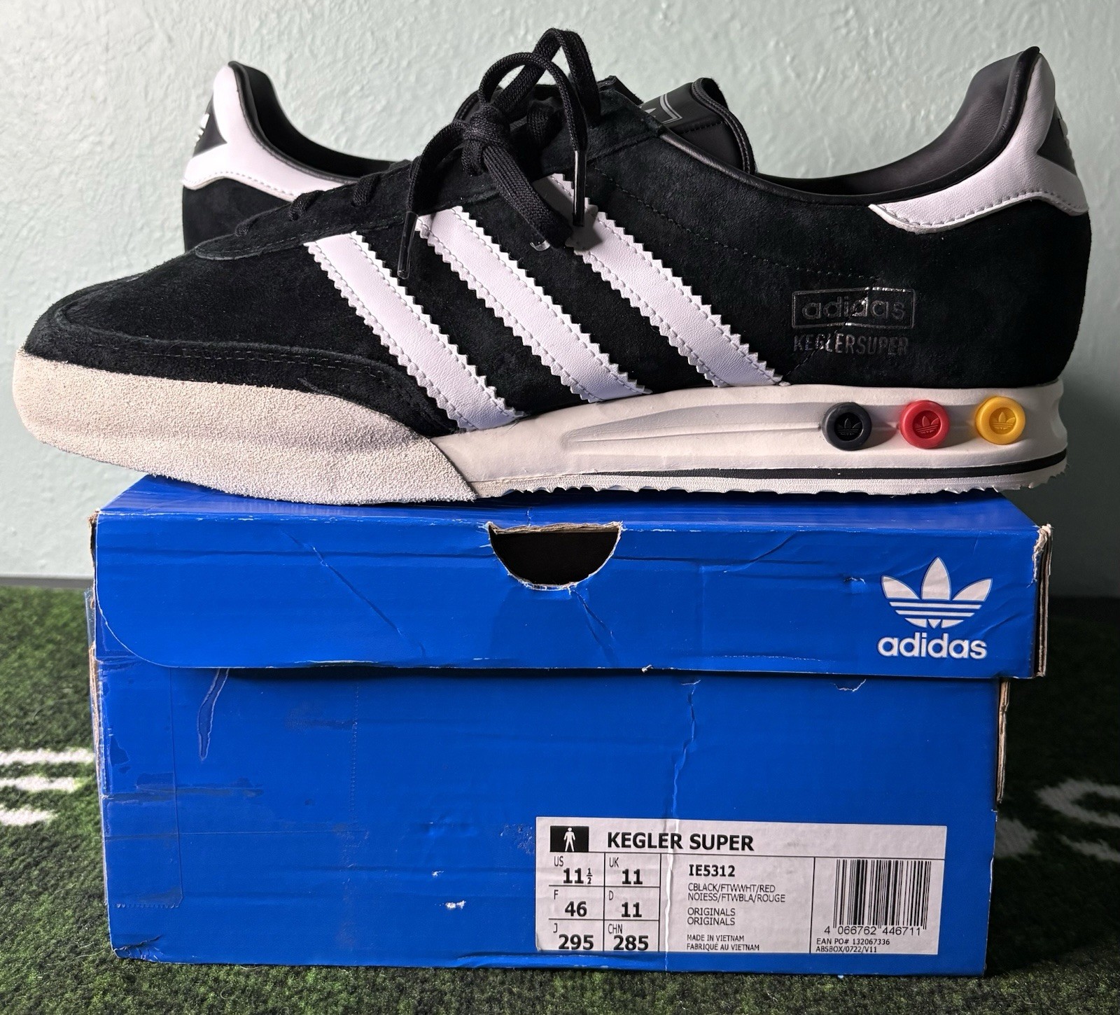 US Men’s 11.5/Women’s 12.5 – Adidas Kegler Super “Black White” IE5312, Rare