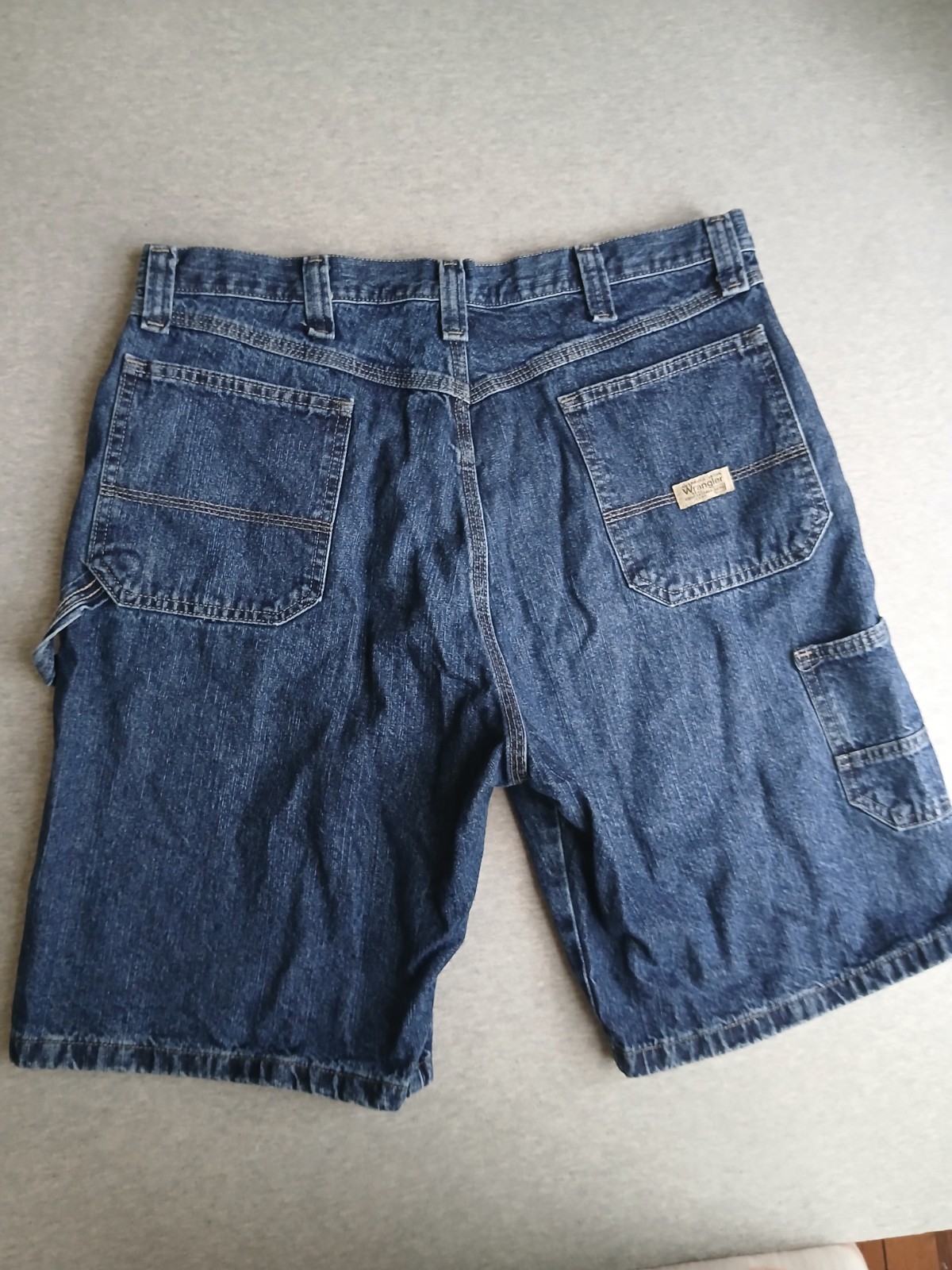 Wrangler Jean Shorts 36 Carpenter Hammer Loop Baggy Jorts 9″ Grunge Y2k