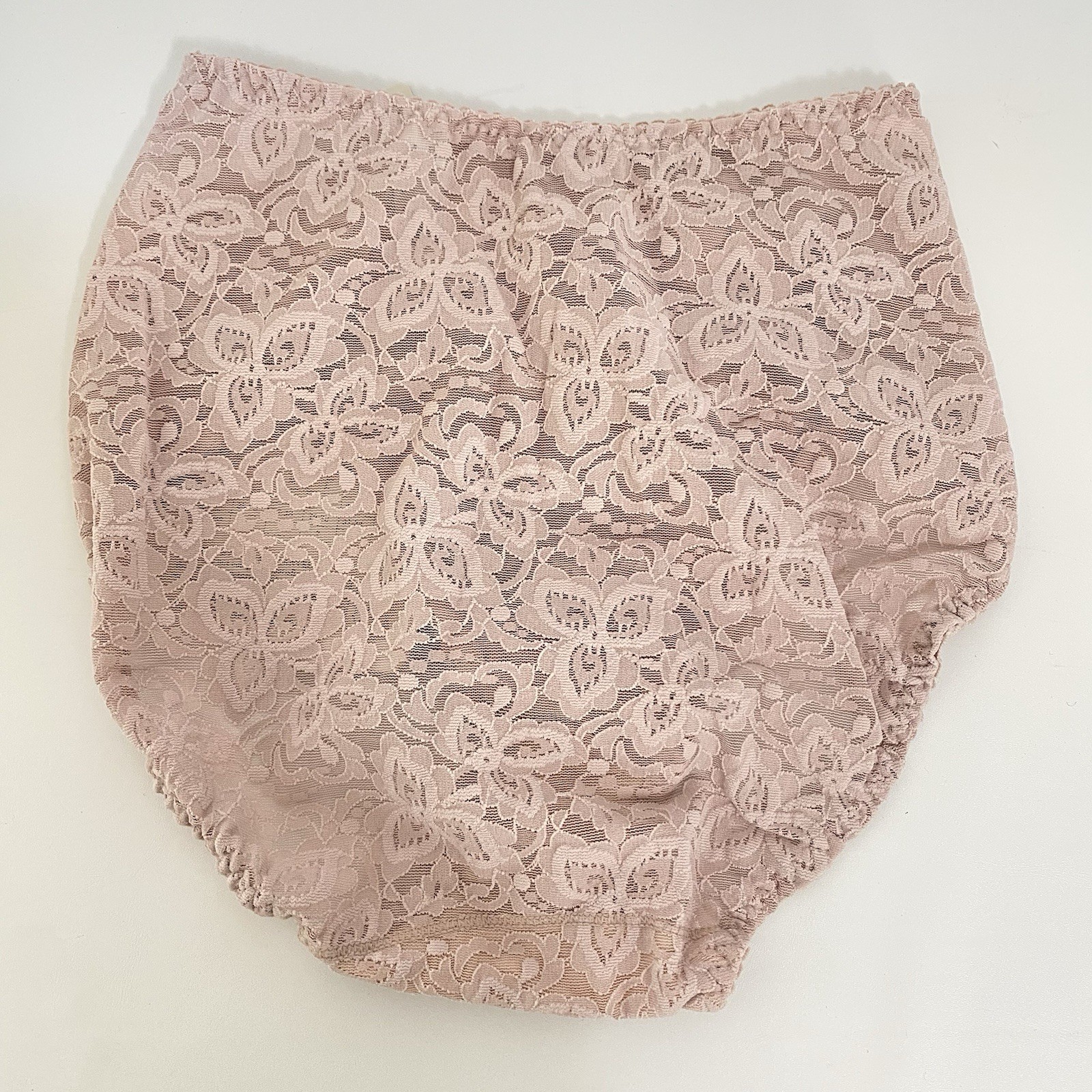 Bali Lace N Smooth Brief All Over Stretch Contour Lace High Cut Style 8732 Small