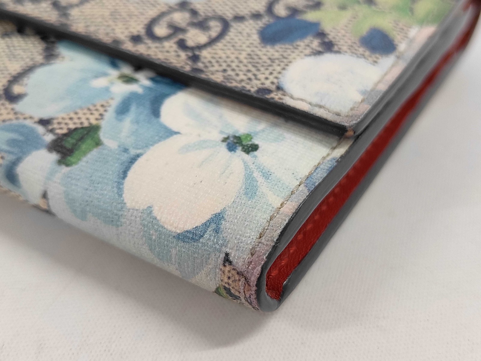 Gucci Blooms Long Wallet GG Supreme Blue