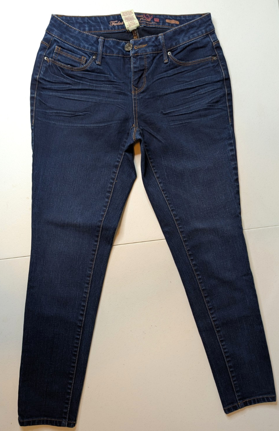 Faded Glory Dark Blue Jeans Tapered Leg Women’s Size 6 Petite 5 Pocket Design