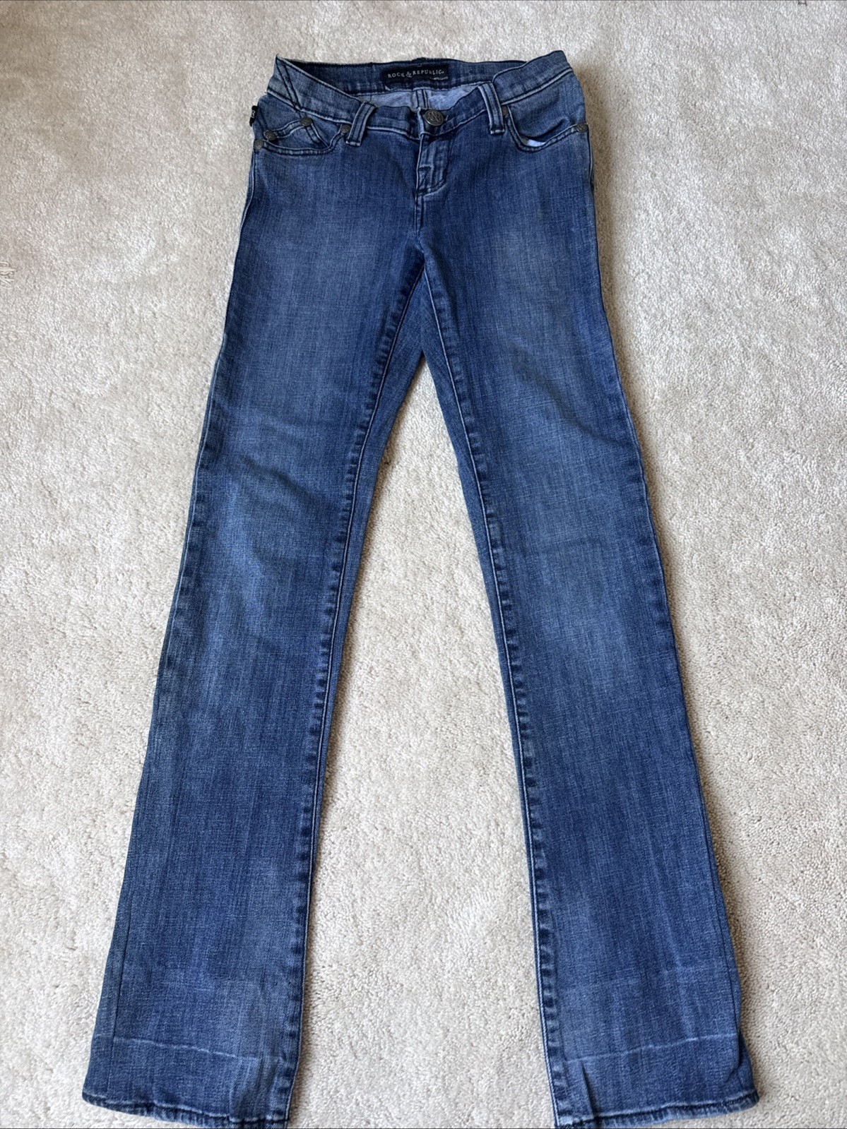 Rock And Republic Women’s Dark Wash Denim Straight Leg Skinny Jeans Size 0