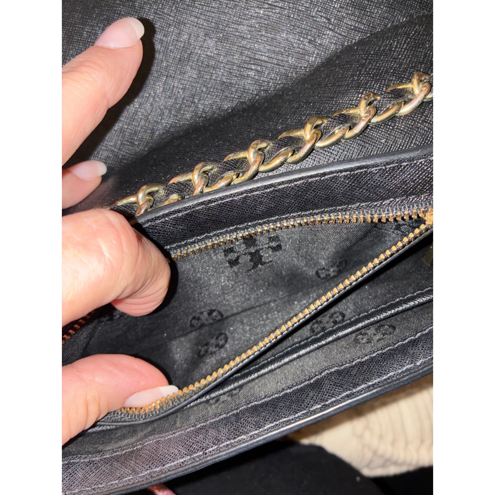 Tory Burch Robinson Black Saffiano Leather Chain Crossbody Bag Gold Hardware