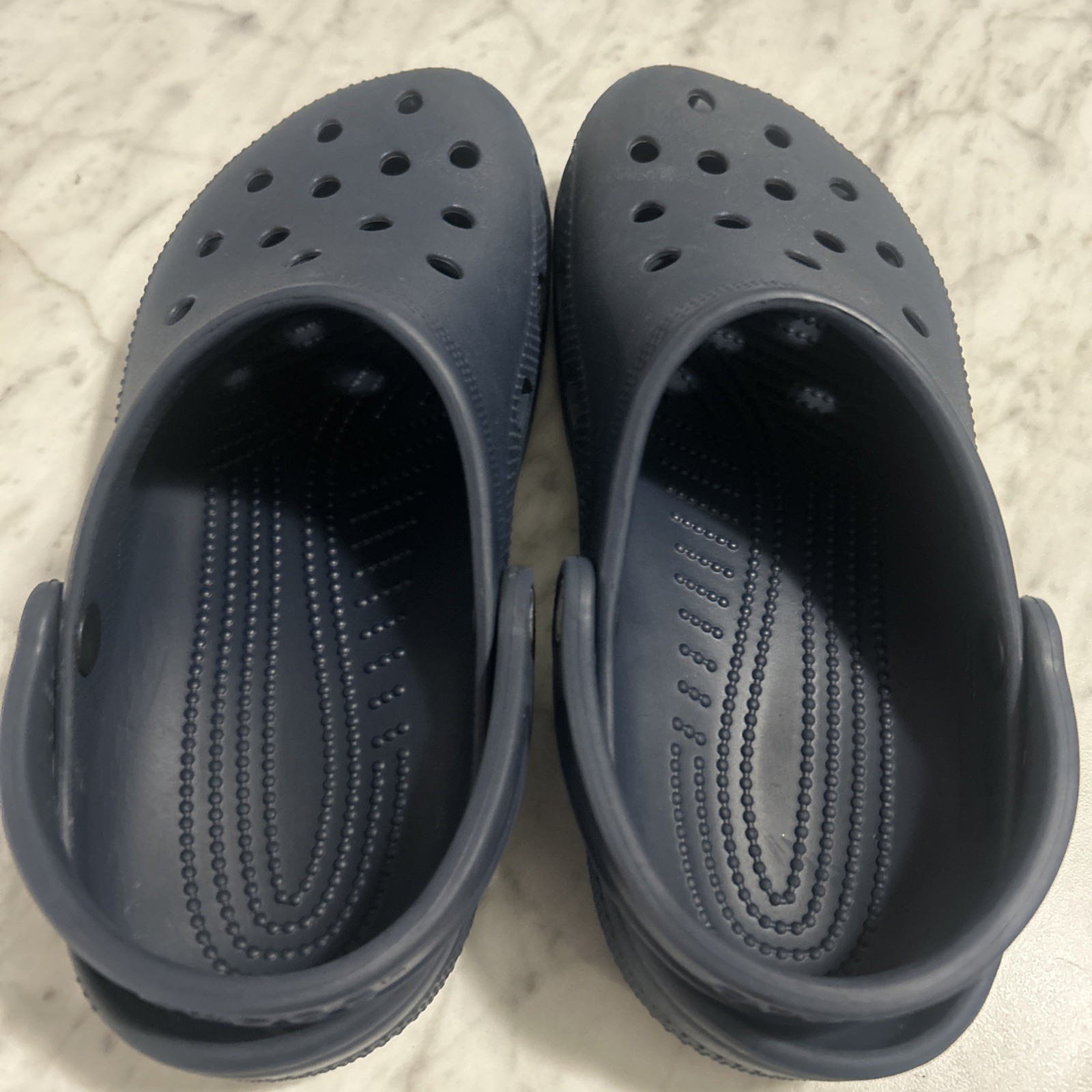 Crocs Classic Clogs – Navy blue