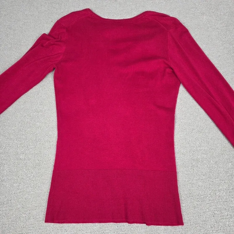 Long Tall Sally Magenta Ribbed V-Neck Sweater with Button Cuffs – Size S