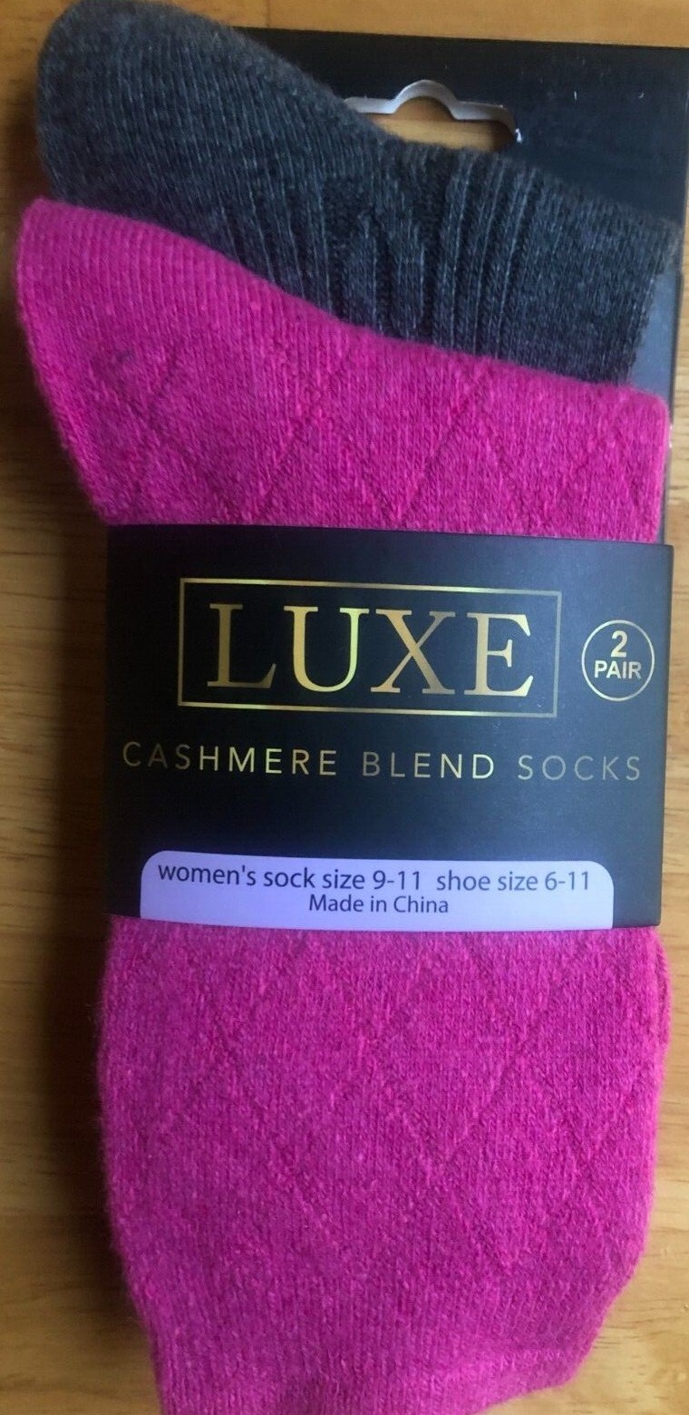 NEW WOMENS LUXE CASHMERE BLEND 2 PAIR CREW SOCKS SIZE 9-11 SHOE SIZE 6-11