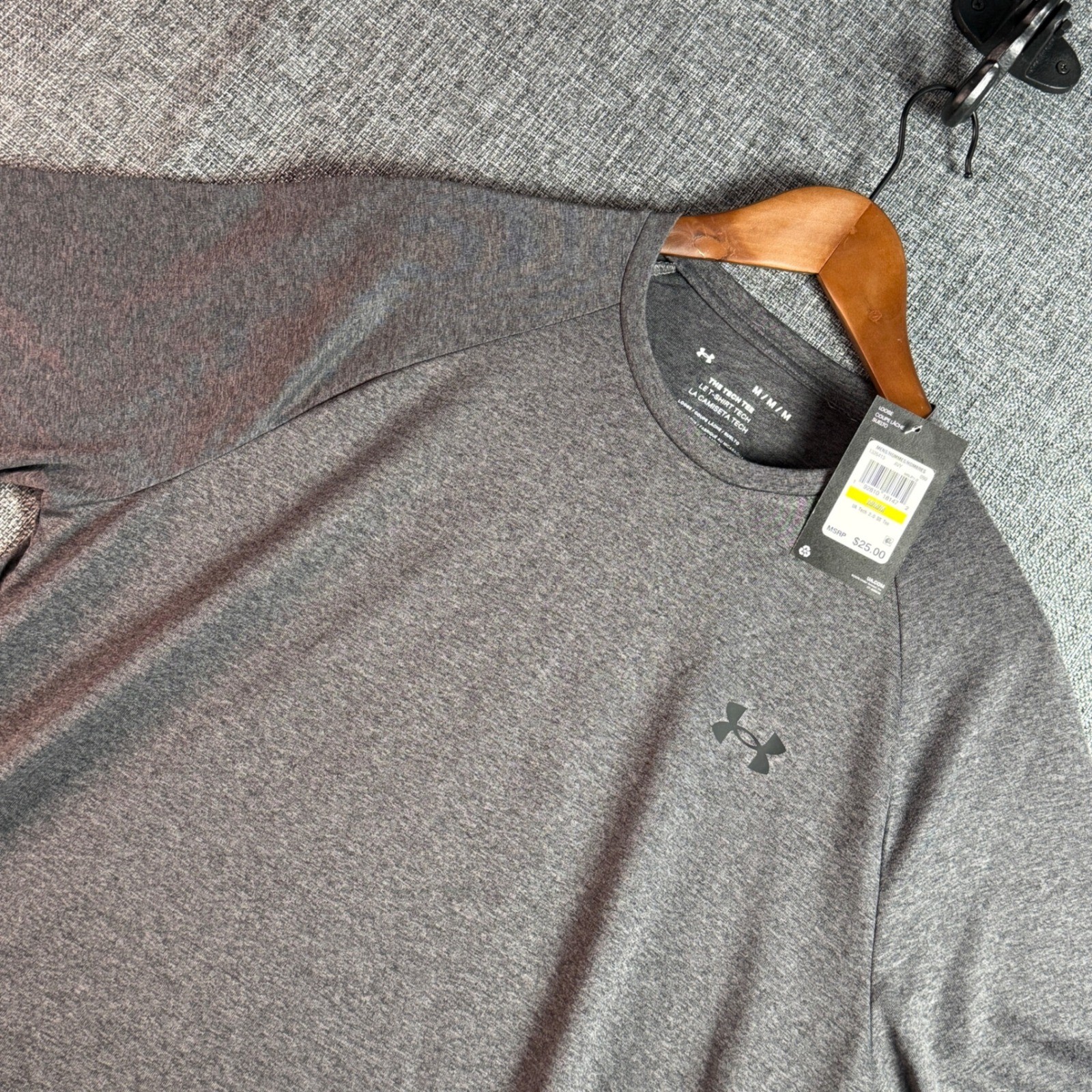 Mens Under Armour Tech 2.0 SS Tee Size M Gray-New With Tags