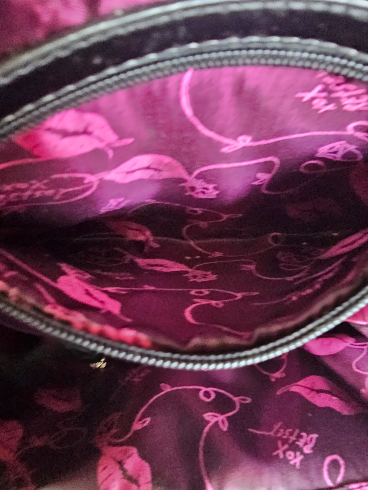Betsey Johnson Skull Roses Print Large Tote Bag Chain Strap Purple Y2K Goth 2000