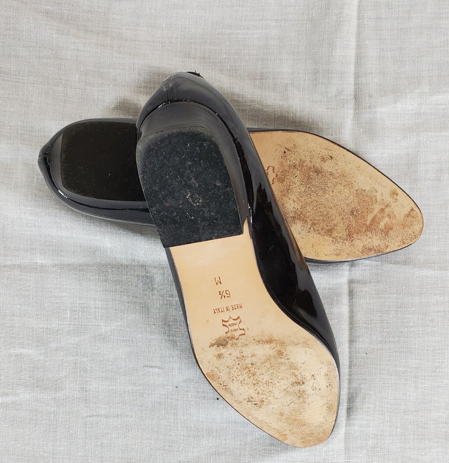 Vtg Bally black patent leather pumps flats shoes Size 6.5 M Italy 9.75in x 3in