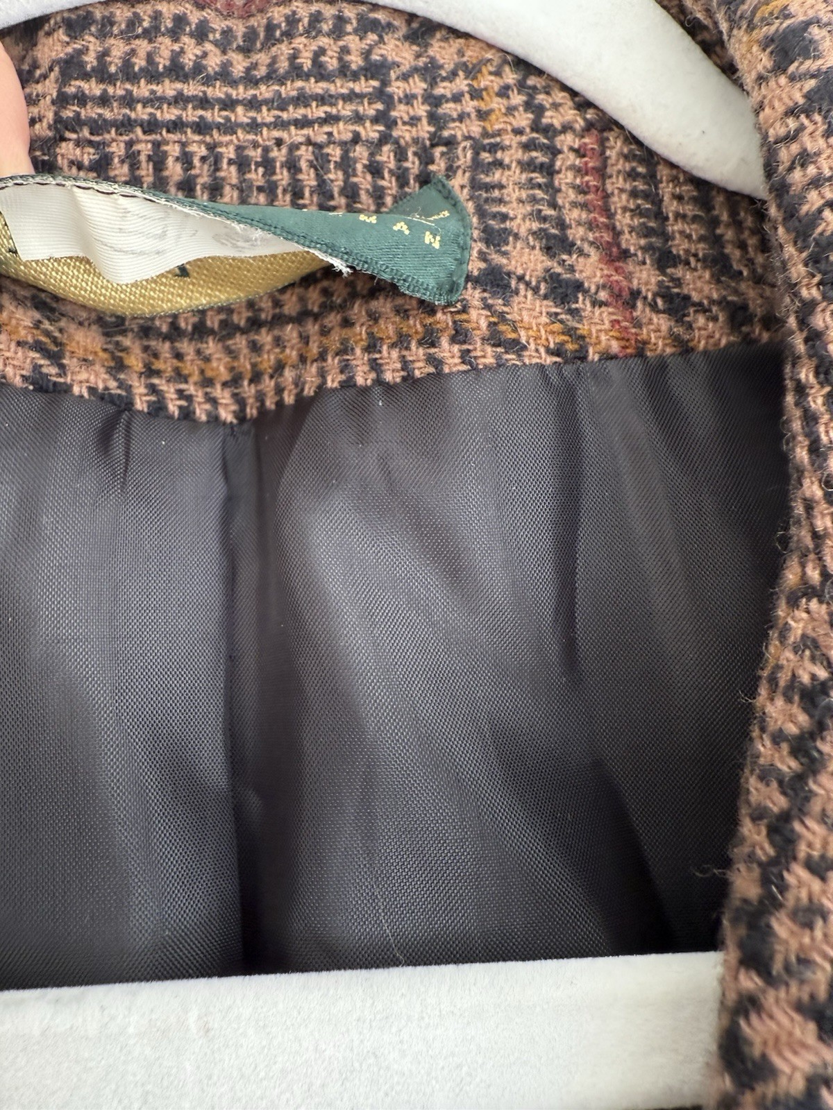 Vintage plaid wool blazer by Harvé Benard; “old money” style, size M.