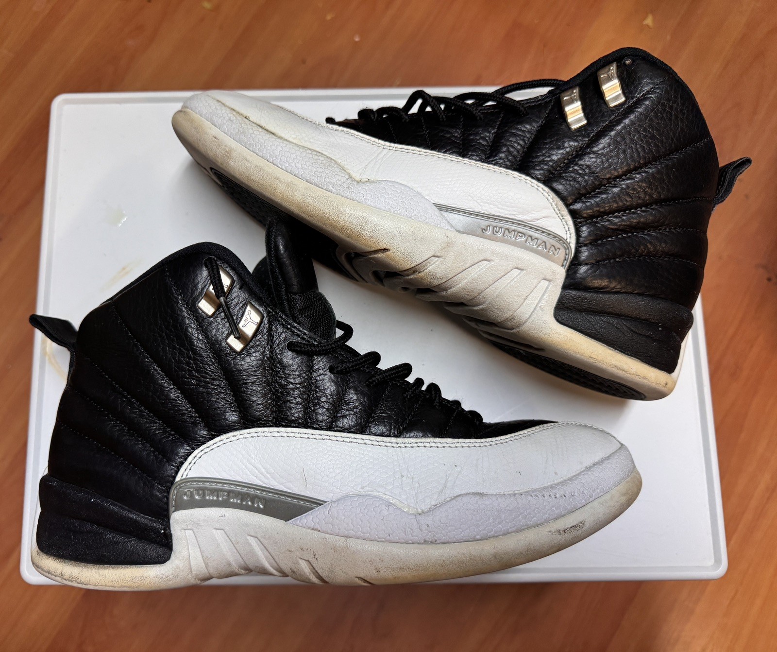 Air Jordan 12 Retro Playoff Black White High Top Sneaker 2021 AJ Nike Air 11 3 4