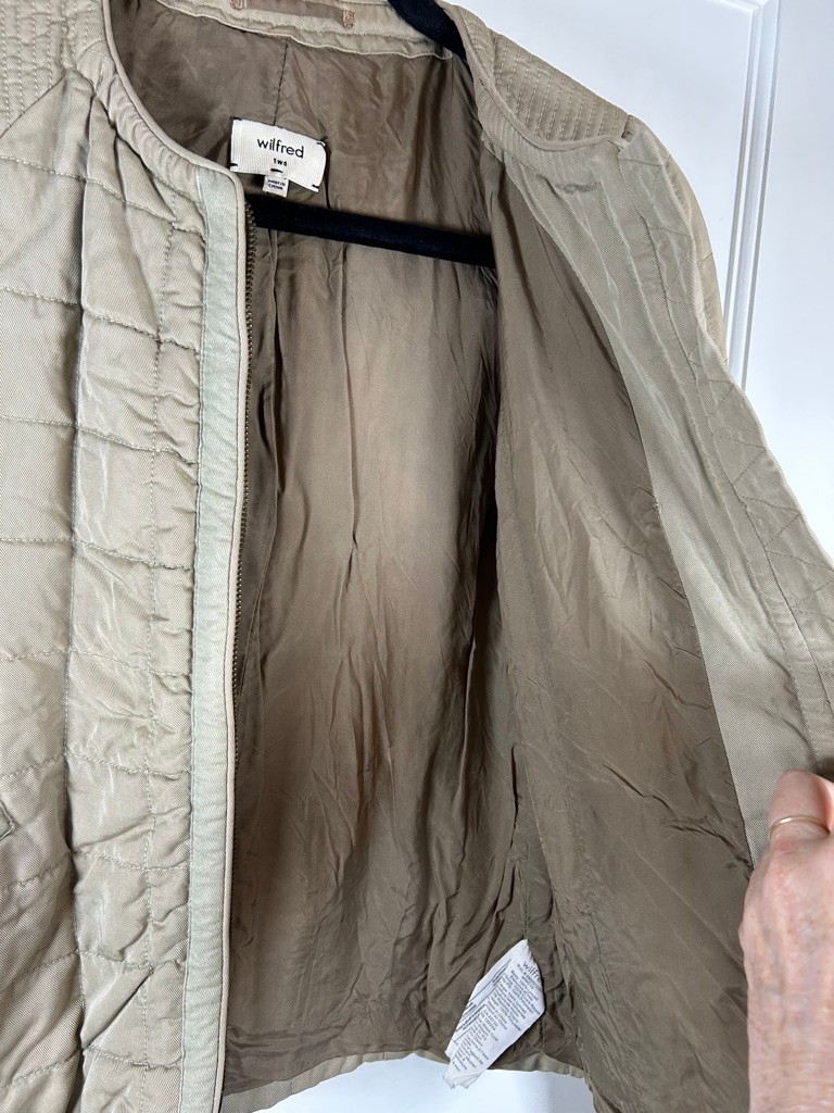 Wilfred Quilted zippered Jacket Womens Small Tan Aritzia