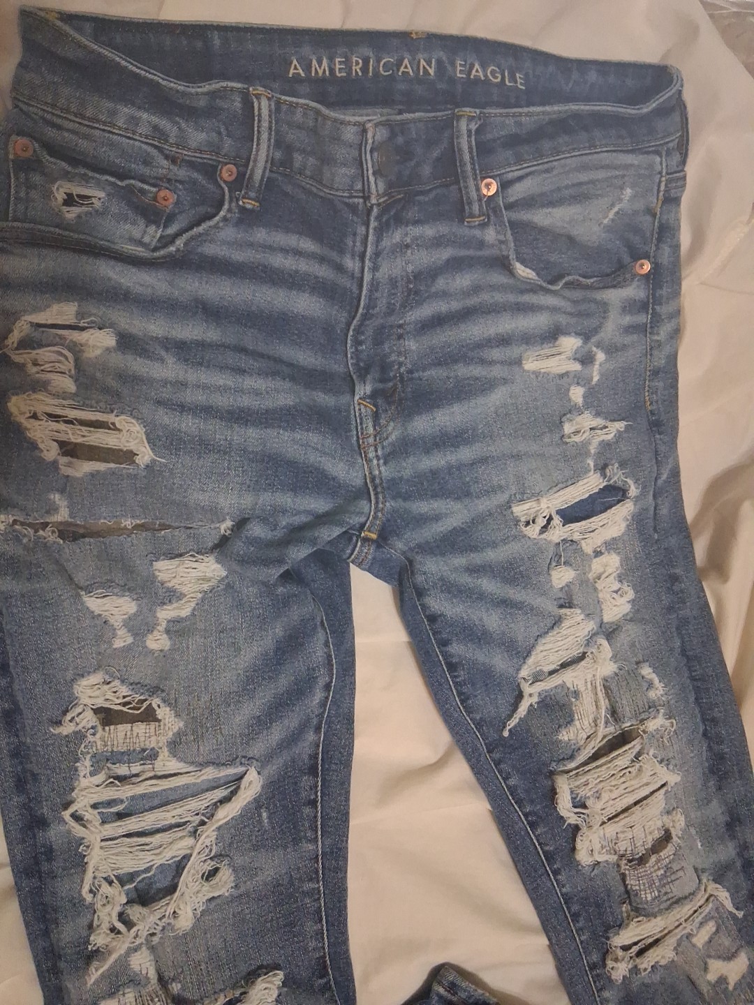 American Eagle Jeans Men’s Original Straight, Air Flex (+) Size 34/33 Destroyed