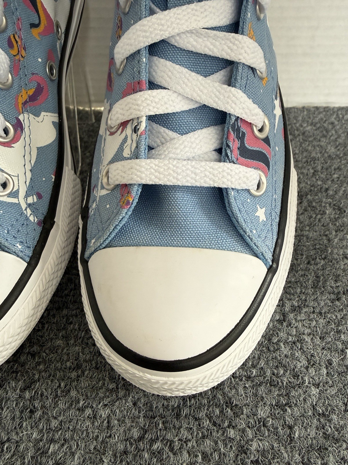 Converse Chuck Taylor All Star Hi Top Unicorn Kids Junior Size 2.5 Light Blue