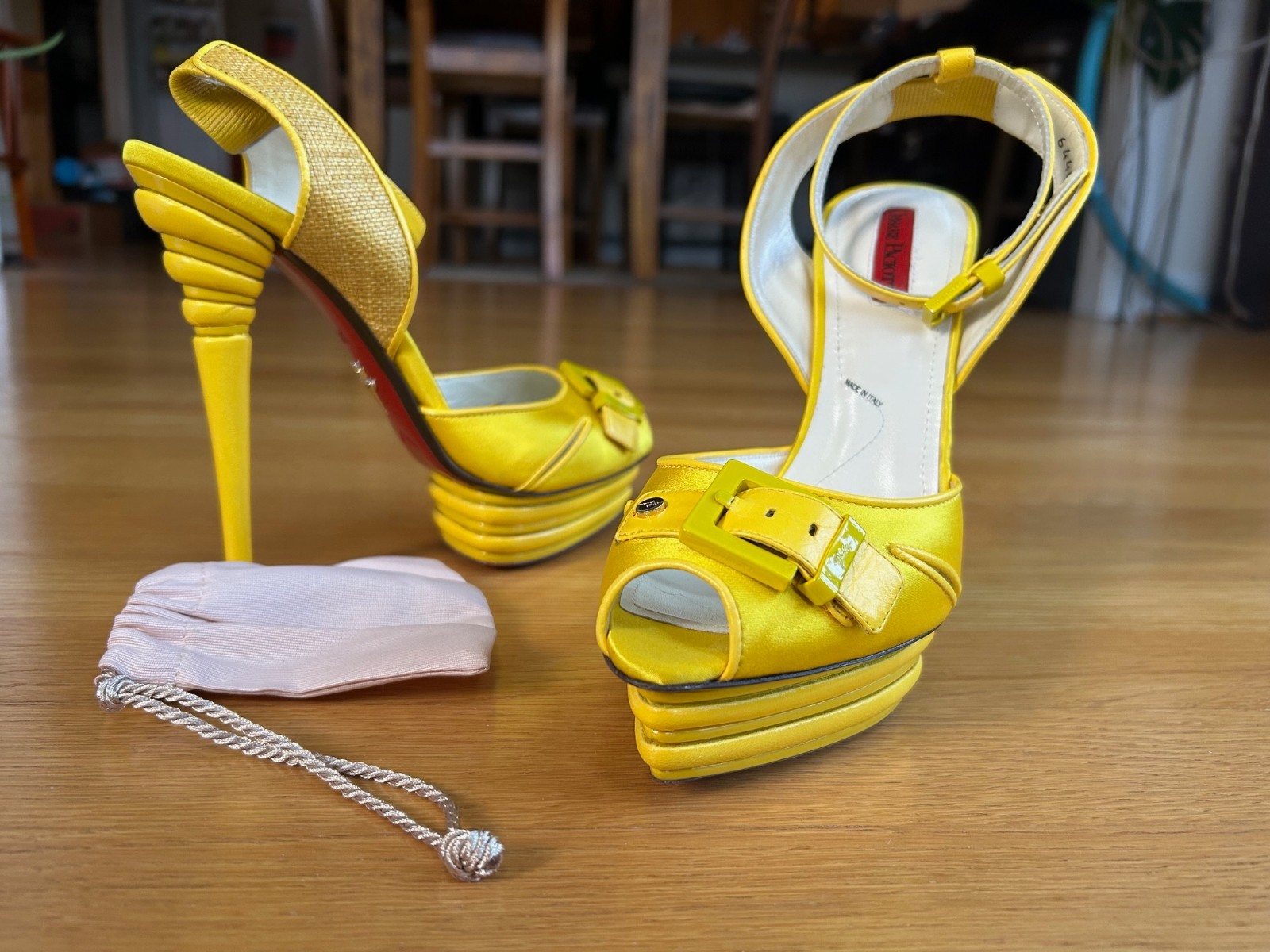 CESARE PACIOTTI Yellow Satin Slingback Pumps Stacked Heel Size 7 IT 37 Very Good