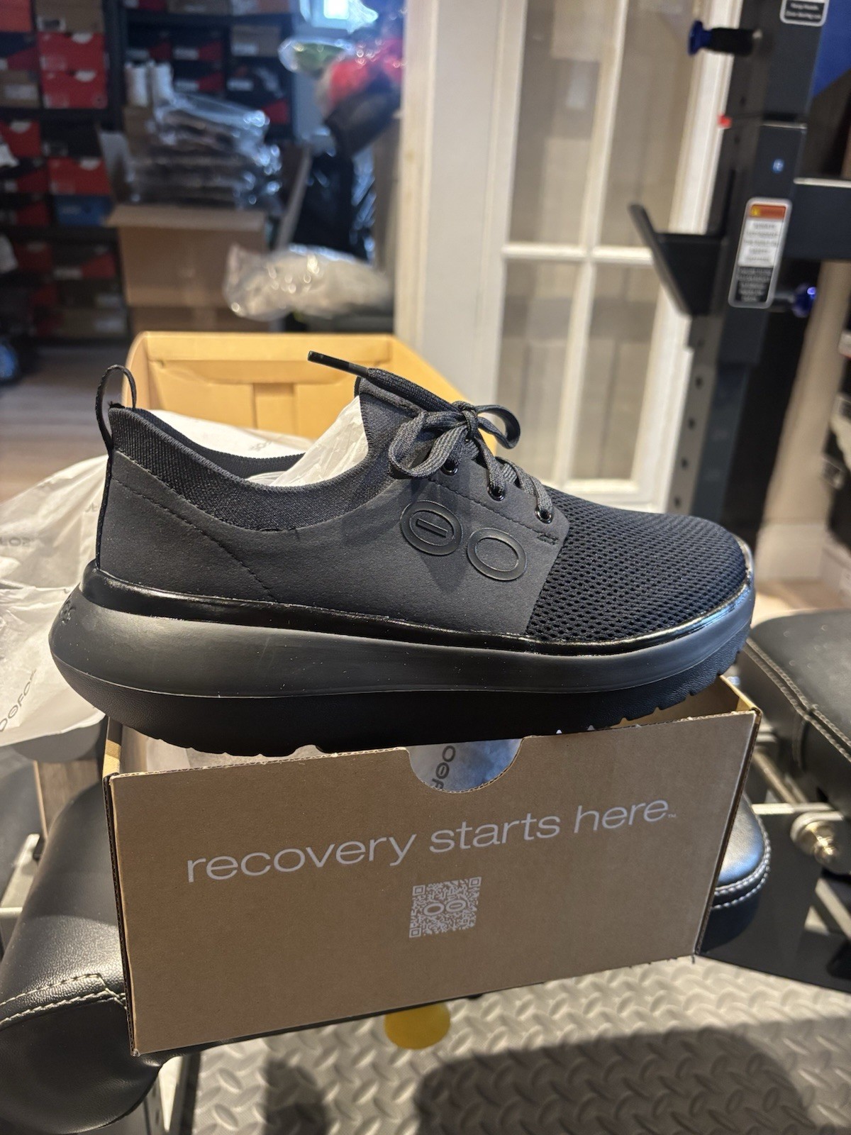 Oofos Women’s Size 6 Oomy Stride Black $160 MSRP