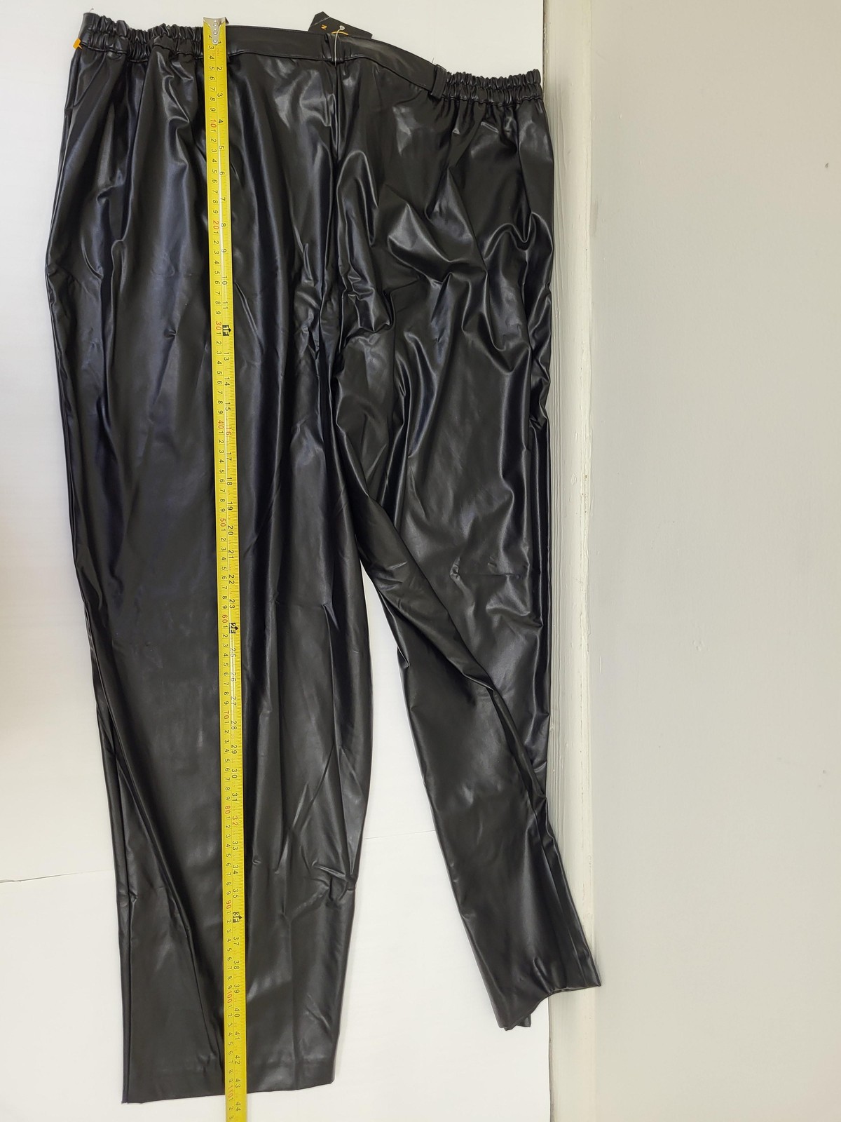 David Paul New York Pants Womens 24 Black PVC Faux Leather USA Made Elastic