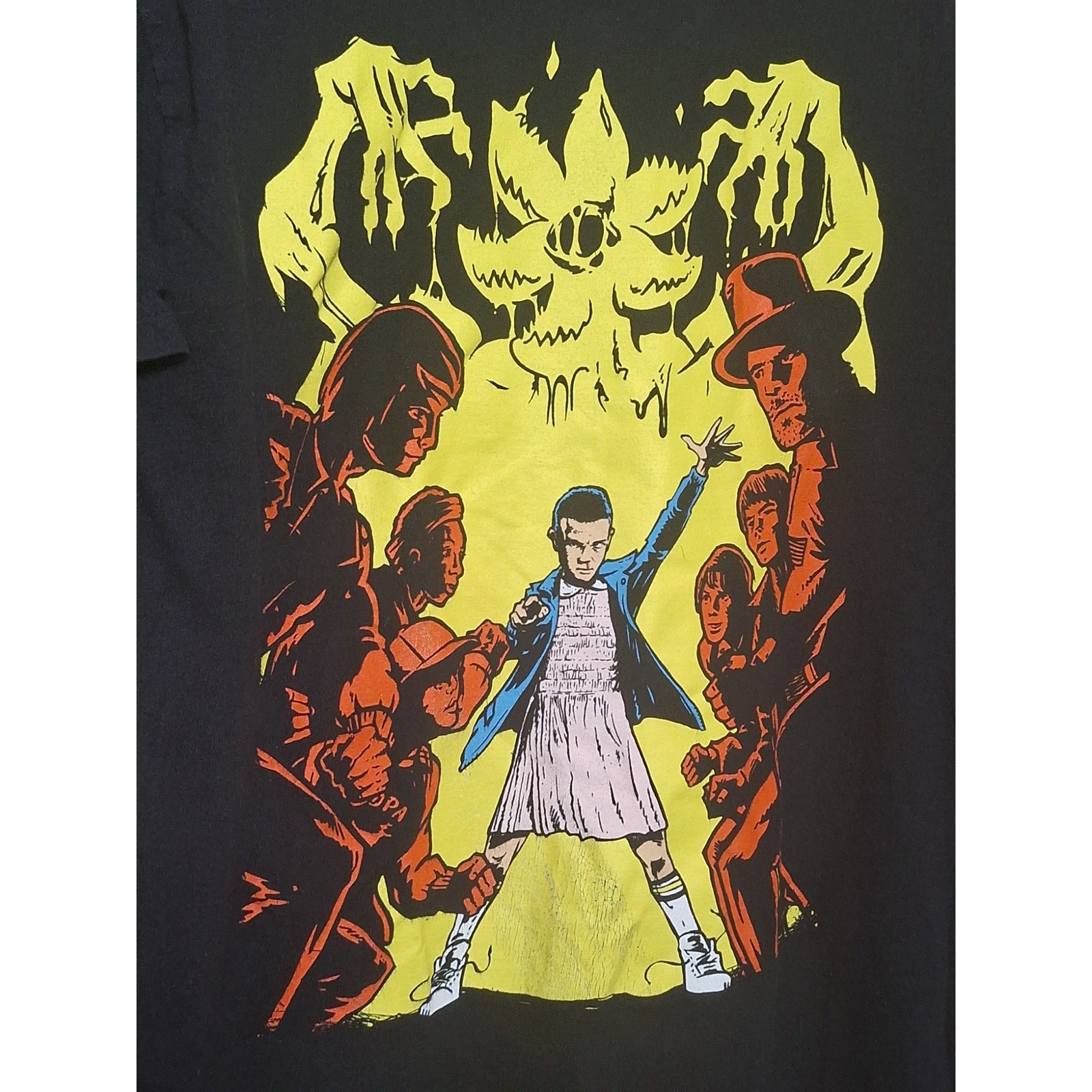Stranger Things Eleven Loot Crate Graphic Tee Mens Sz L
