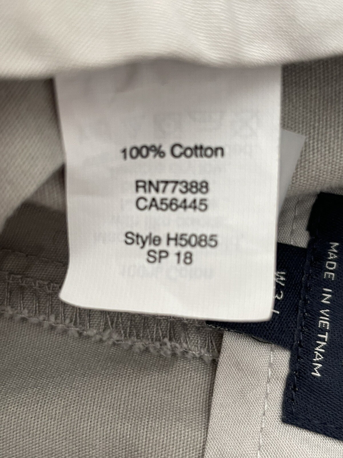 J. Crew The Sutton Chino Pants Men’s Size 31 Gray Khaki Flat Front 31×32 Slacks
