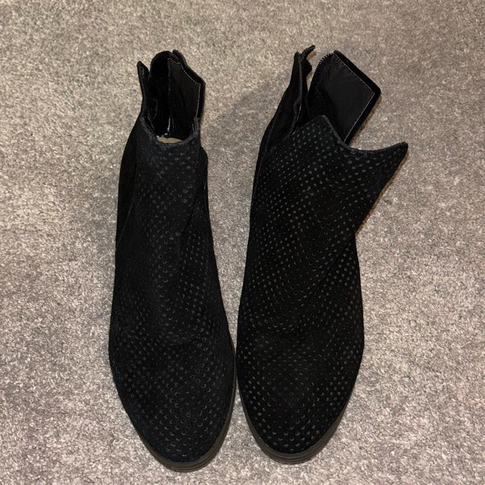 Size 7.5 booties from Crown Vintage