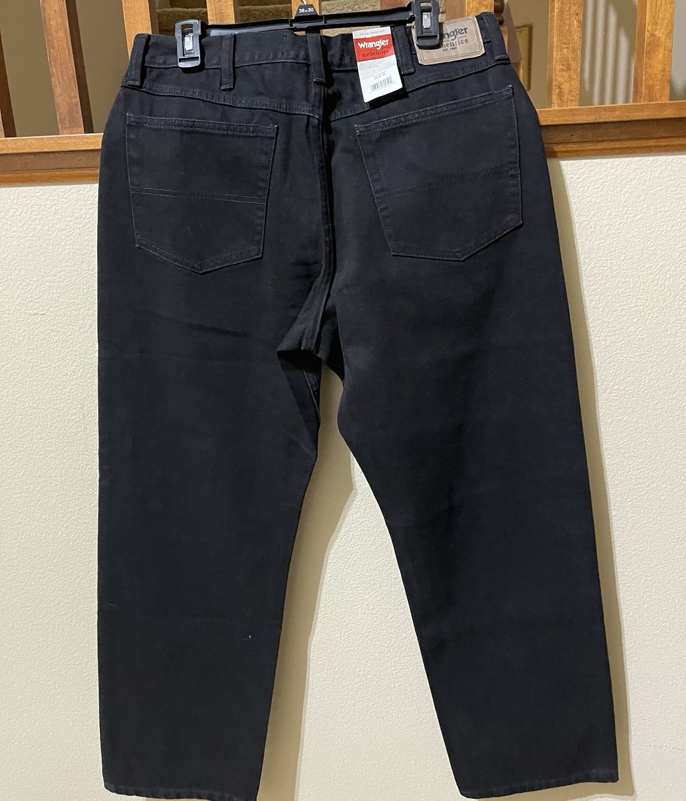 Wrangler Authentics Men’s Black Dark Wash Denim Straight Jeans Regular Fit