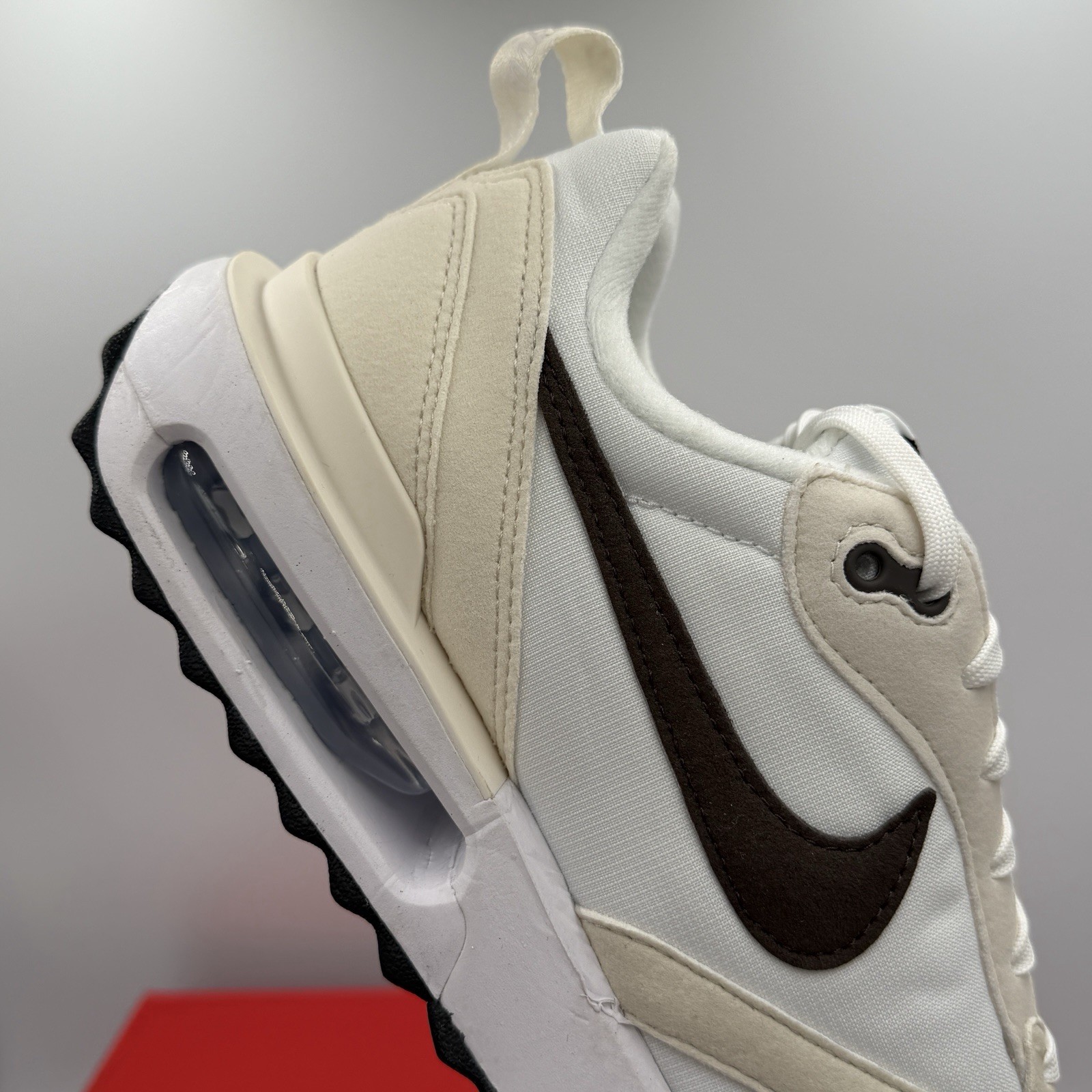 Nike Air Max Dawn White /Baroque Brown DC4068-102 Women’s Size 9 Sneakers