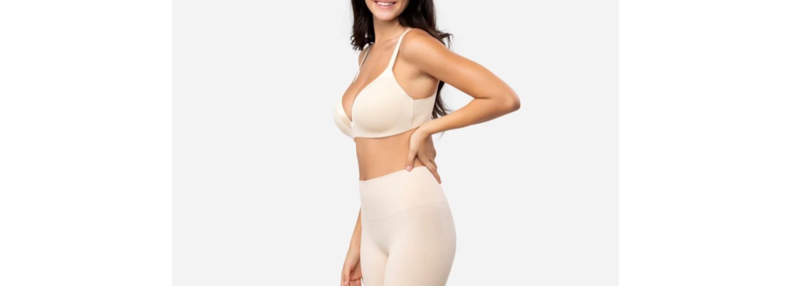 Underoutfit The Satin Grace 1258 (3D molded) Nude size Medium NWOT