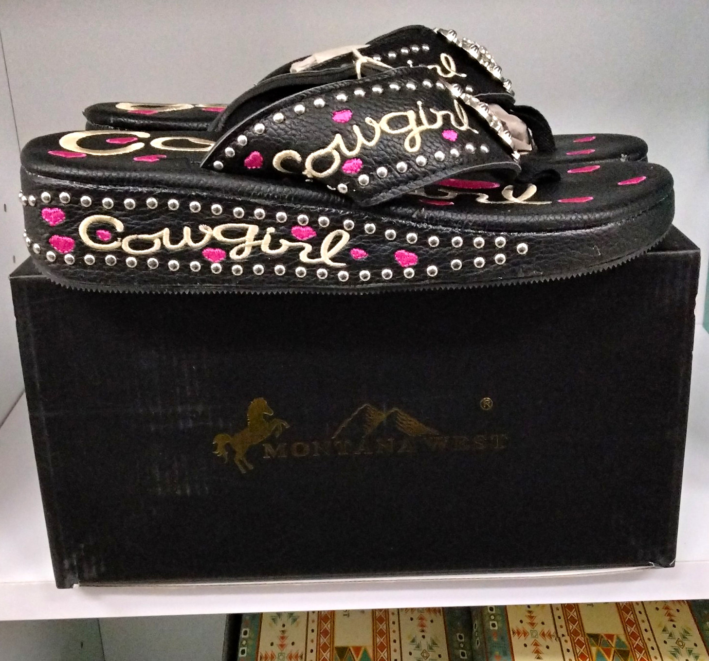 Montana West Women’s Slide Sandals Black Pink Studded Embroidered Leather 8 NIB