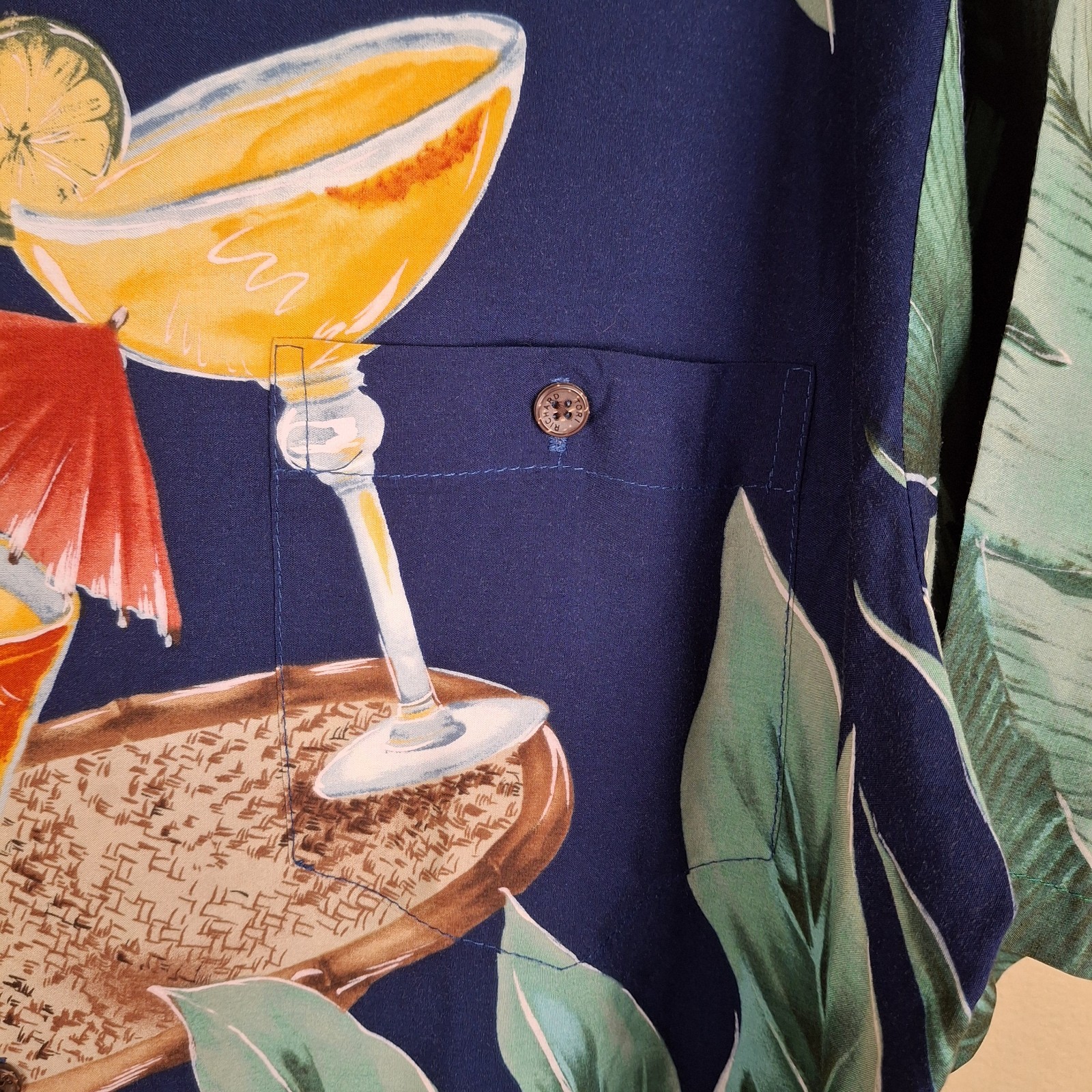 Vintage 1990s Tori Richard Mens XL Shirt Cocktails Martini Viscose Hawaiian USA