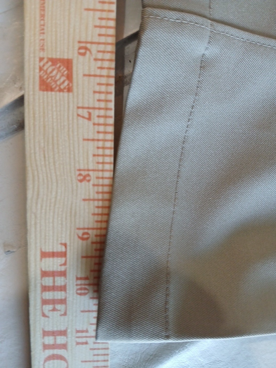 OAK HILL BEIGE STRAIGHT LEG CHINO MEN’S PANTS IN SIZE 48X30