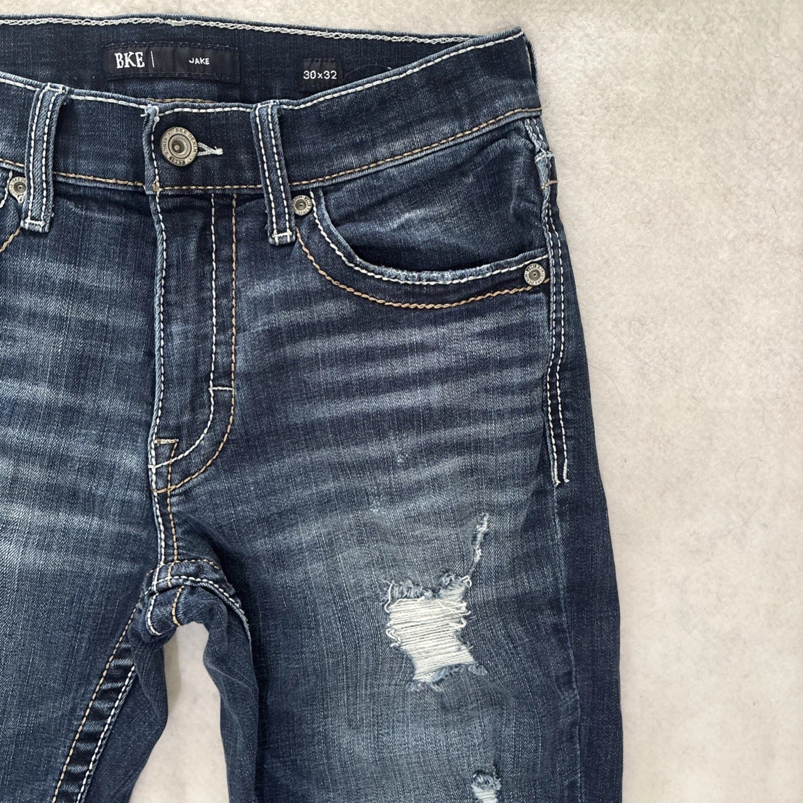 BKE Buckle Jake Jeans Men’s Size 30×32 Distressed Straight Leg Stretch Dark Wash