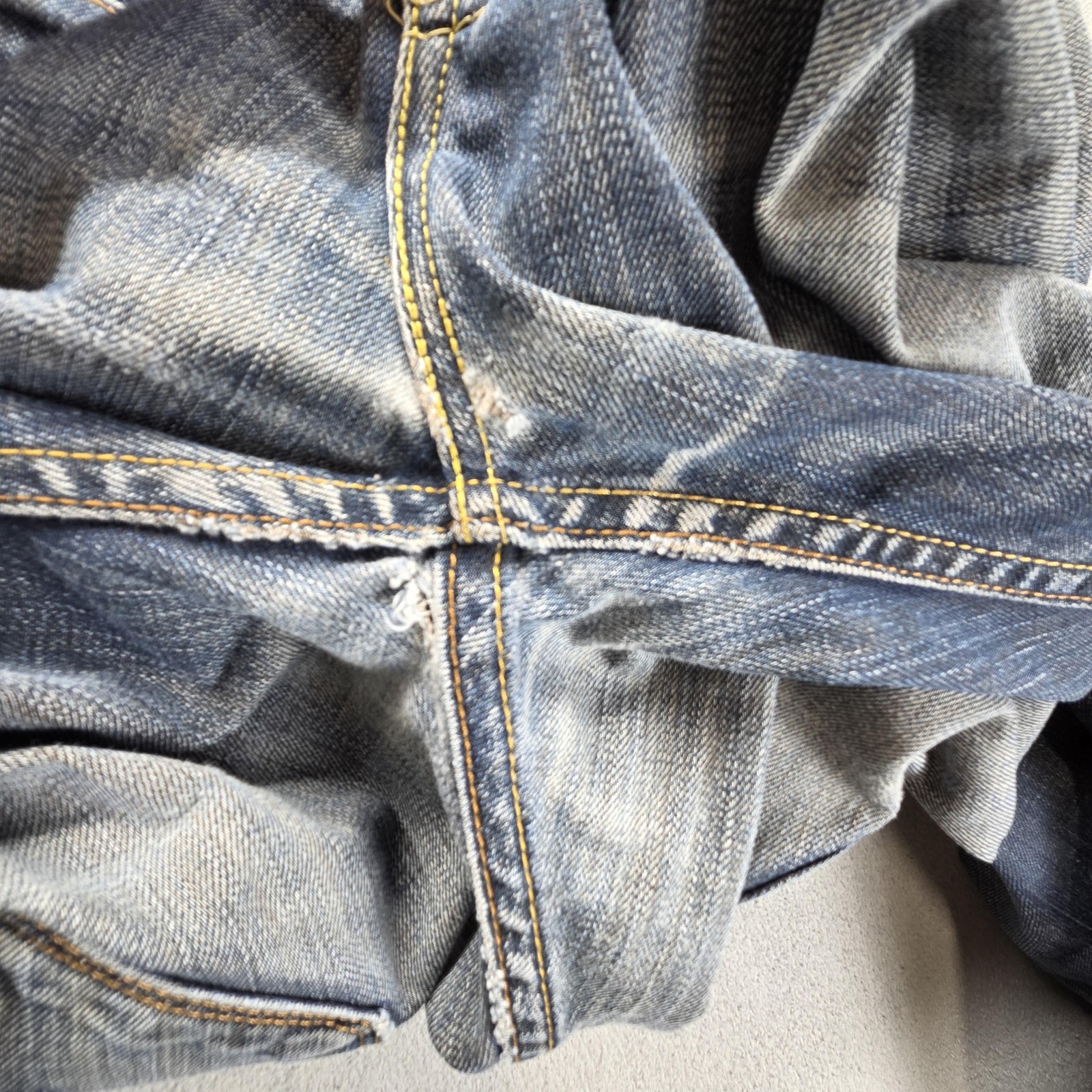 Vintage Levis 503 Jeans Mens 32×32 Blue Loose Engineered Whiskers Honeycomb