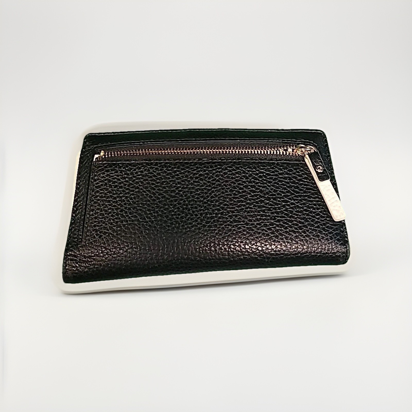 Kate Spade Pebble Leather Wallet Credit Cards White Black Lining Bill Fold