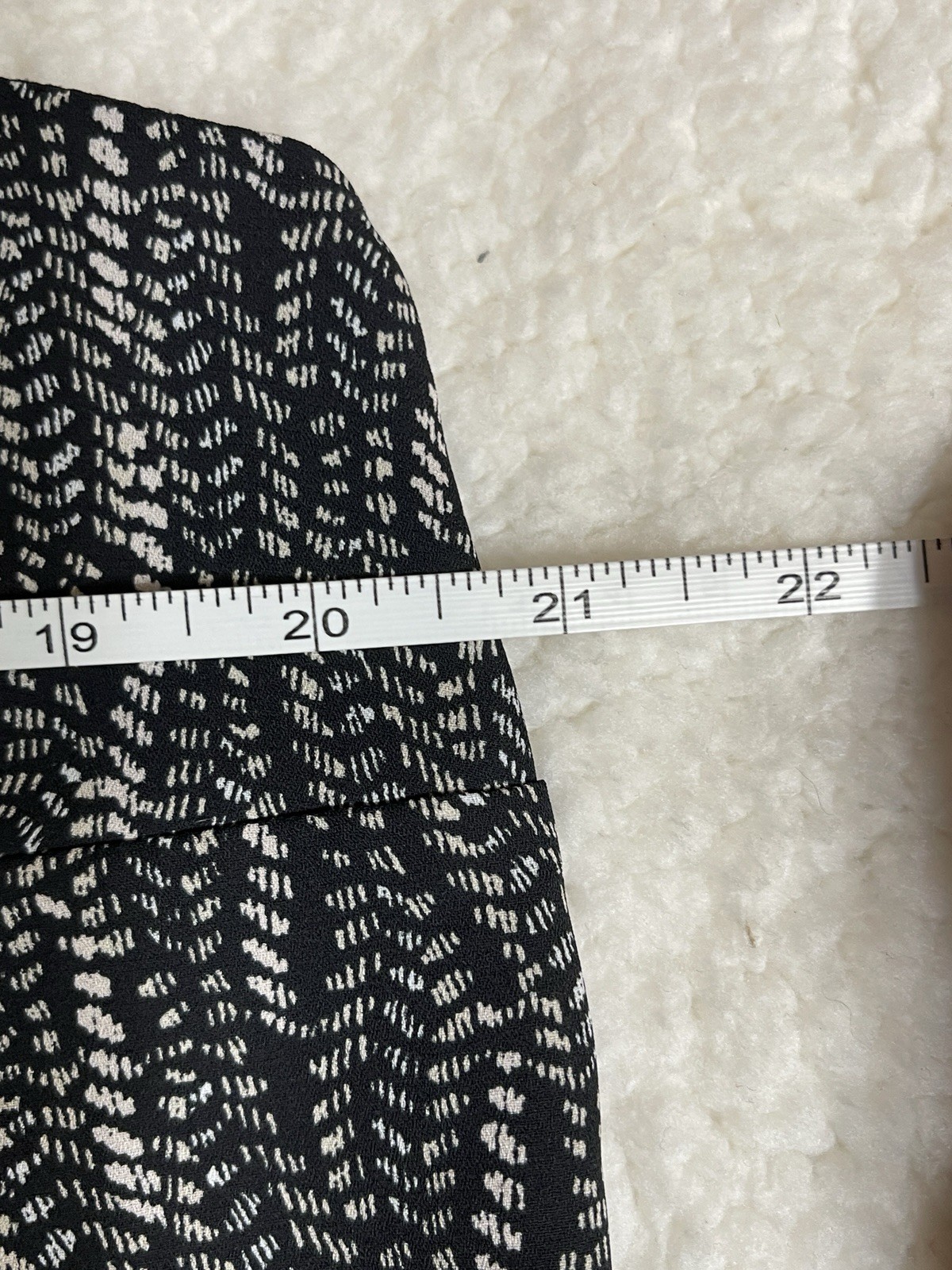 Metaphor Geometric Black White V-Neck Sleeveless Tank Top L/G Pullover