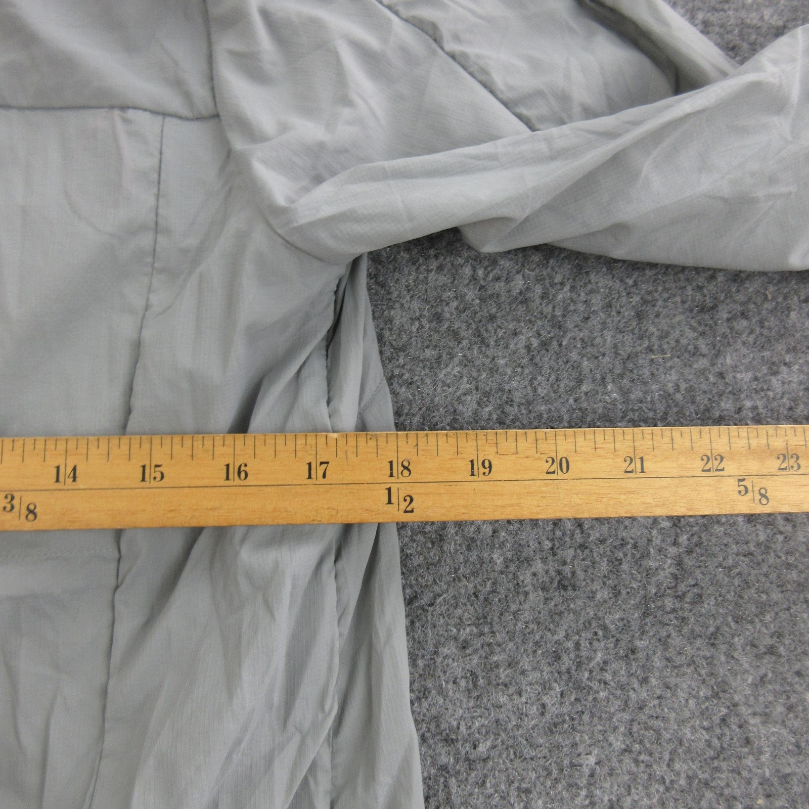 Nathan Jacket Mens Small Gray Hooded Full Zip Running Windbreaker NSP9060